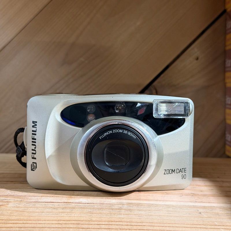 Fujifilm Zoom Date 90 – 35mm Point & Shoot Camera (4919)