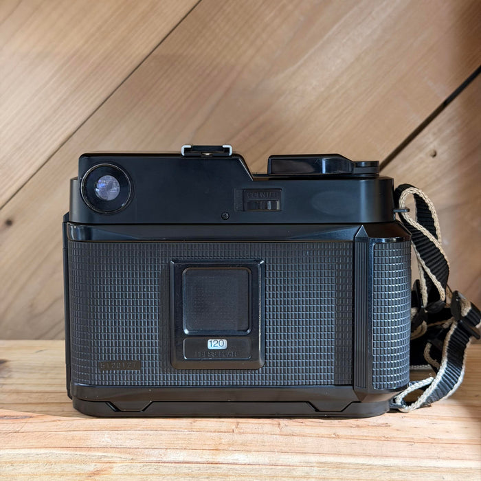Fujifilm Fujica GS645W Professional 6×4.5 Medium Format Rangefinder – 45mm Fixed Lens - 645 Fuji