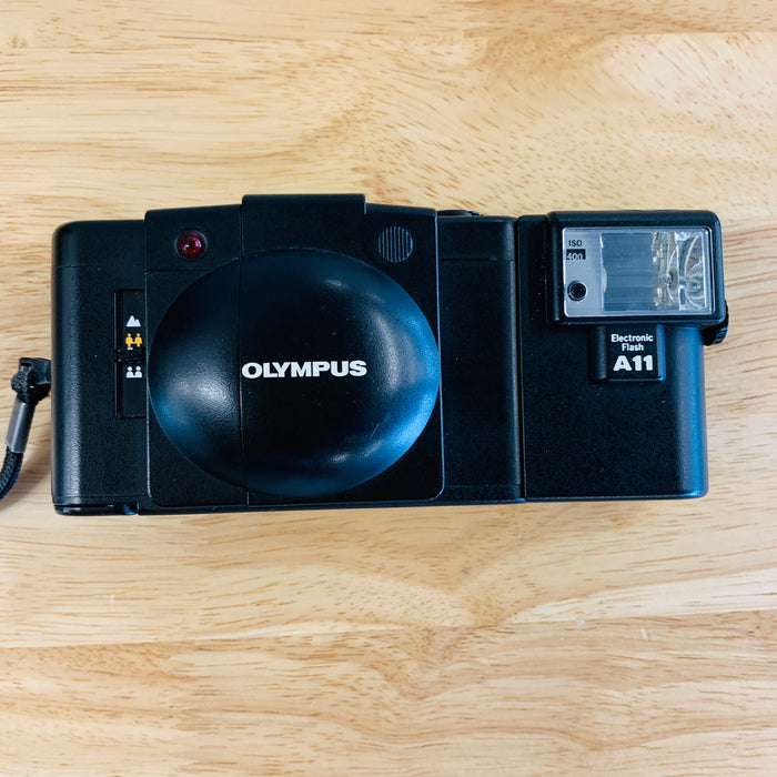 Olympus XA2 35mm Camera, Black with A11 Flash