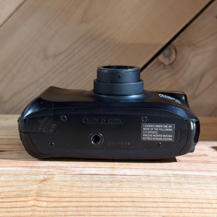 Nikon One Touch Zoom QD 35mm Point & Shoot Camera (7638)