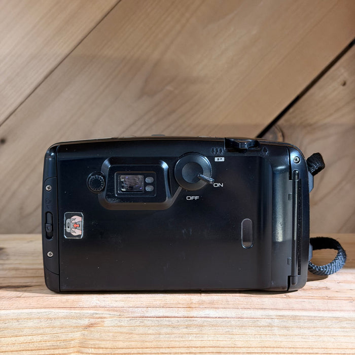 Pentax 105 WR Weather-Resistant 35mm Point & Shoot (0358)