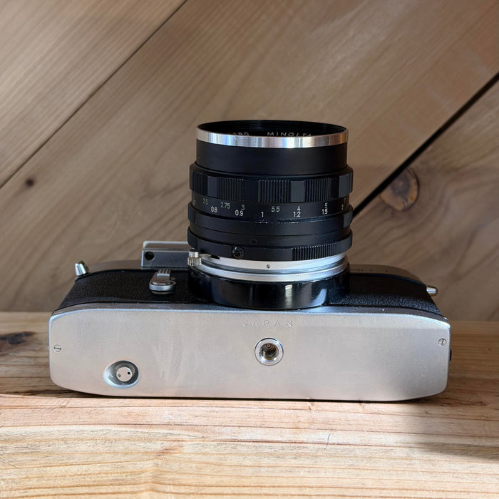 Minolta SR-1 35mm SLR Film Camera w/ Minolta Rokkor 55mm f/1.8 Lens (2130427)