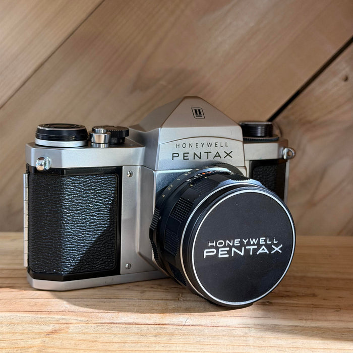 Honeywell Pentax H1a 35mm SLR Film Camera w/ Asahi Super-Takumar 55mm f/2 Lens (1520885)
