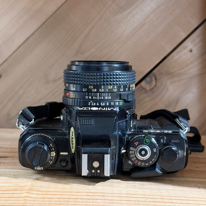 Minolta X-700 35mm SLR Film Camera w/ Minolta 50mm f/2 Lens (1205751)