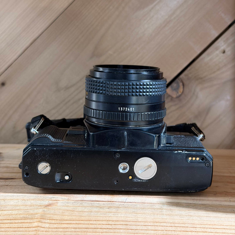 Minolta X-700 35mm SLR Film Camera w/ Minolta 50mm f/2 Lens (1205751)