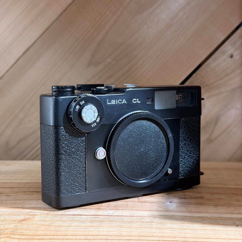 Minolta Leitz Leica CL 35mm Rangefinder Camera Body (Black) (1316640)