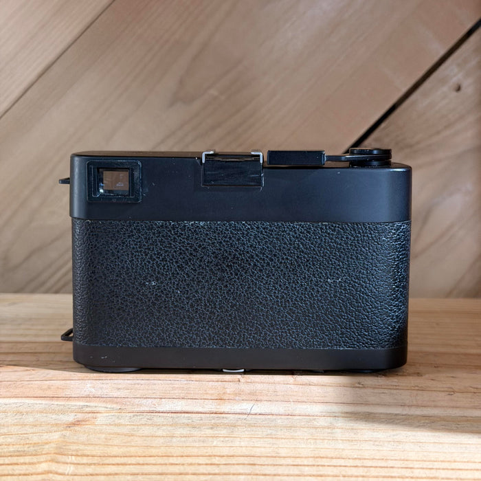 Minolta Leitz Leica CL 35mm Rangefinder Camera Body (Black) (1316640)
