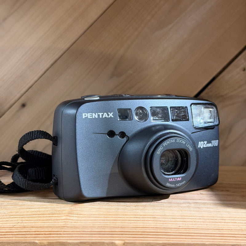 Pentax IQZoom 140 35mm Point & Shoot Film Camera (1530630)