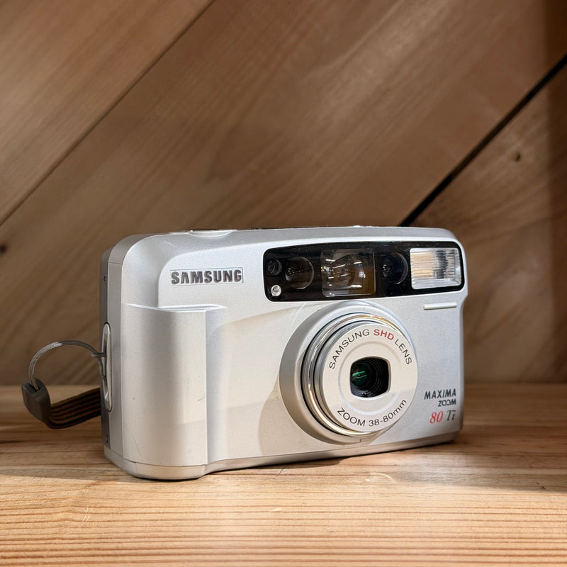 Samsung Maxima Zoom 80 Ti 35mm Point & Shoot Film Camera (533F4224)