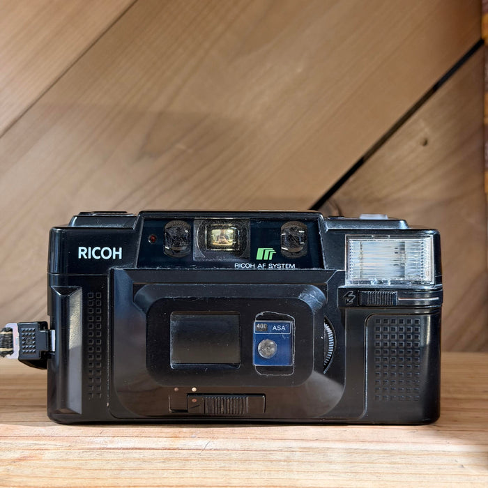 Ricoh FF-3AF 35mm Point & Shoot Film Camera (78321091)