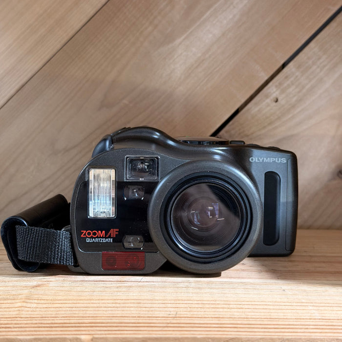 Olympus Infinity SuperZoom 330 35mm Point & Shoot Film Camera (1272265)