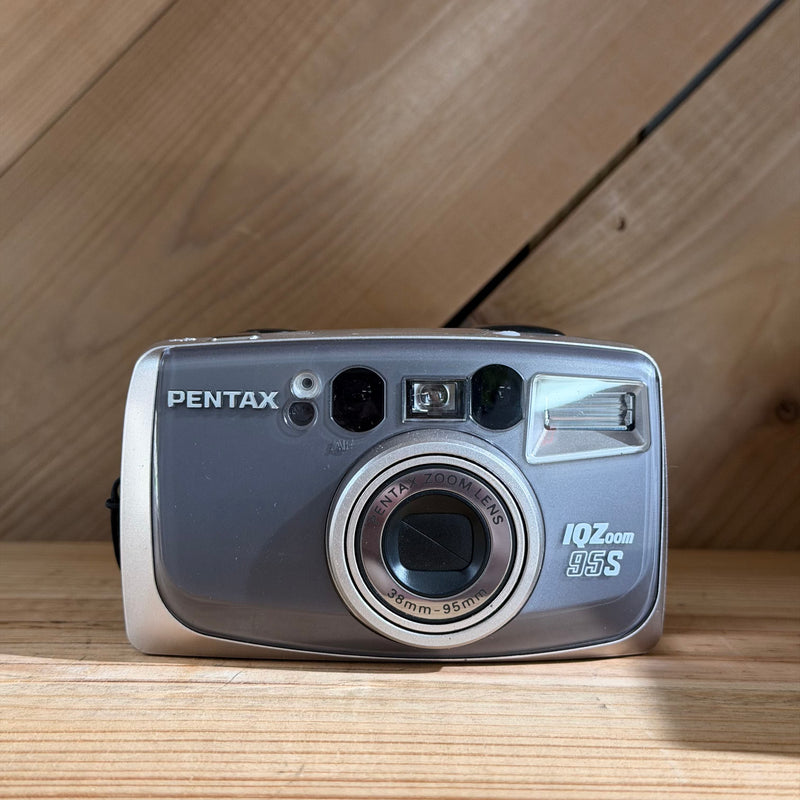 Pentax IQZoom 95S 35mm Point & Shoot Film Camera (3998218)