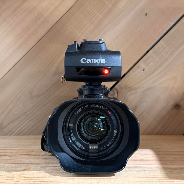 Canon XA10 Professional HD Camcorder w/ Canon Zoom Lens (452490301310)