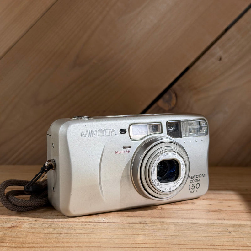 Minolta Freedom Zoom 150 Date 35mm Point & Shoot Film Camera (31016399)