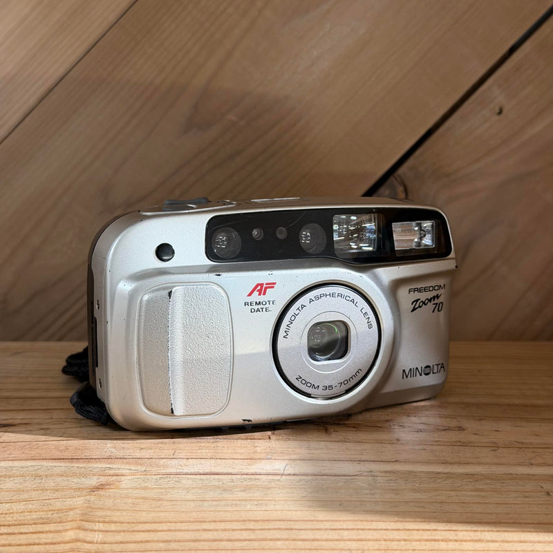 Minolta Freedom Zoom 70 AF Remote Date 35mm Point & Shoot Film Camera (38122296) (Champagne Body)