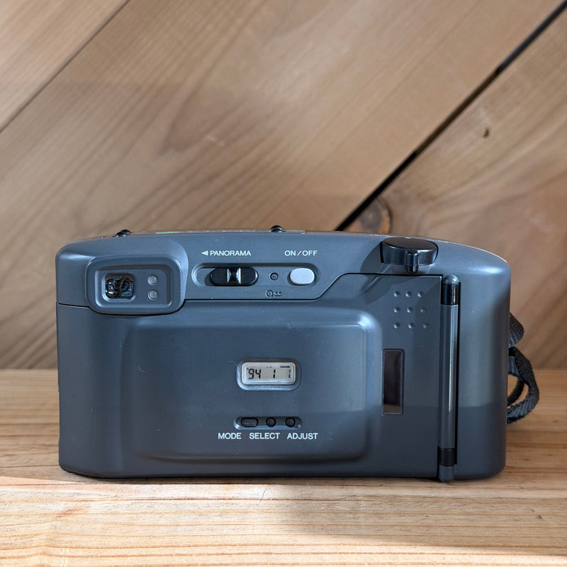 Minolta Freedom Zoom 140EX Panorama Date 35mm Point & Shoot Film Camera (58607558)