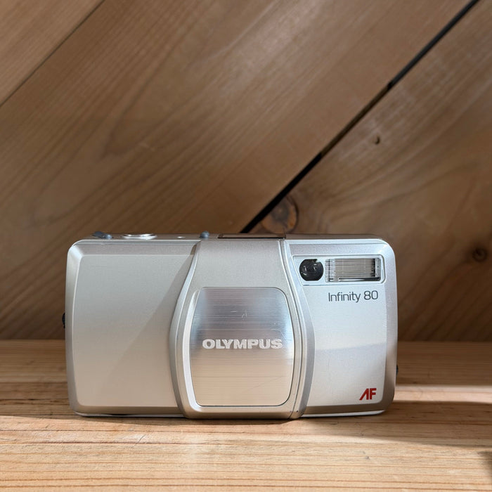 Olympus Infinity 80 Quartz Date AF Zoom 35mm Point & Shoot Film Camera (1426106) (Silver Body)