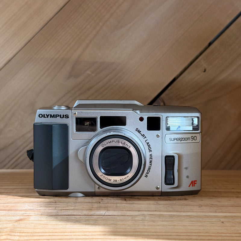 Olympus SuperZoom 90 35mm Point & Shoot Film Camera (42022398)