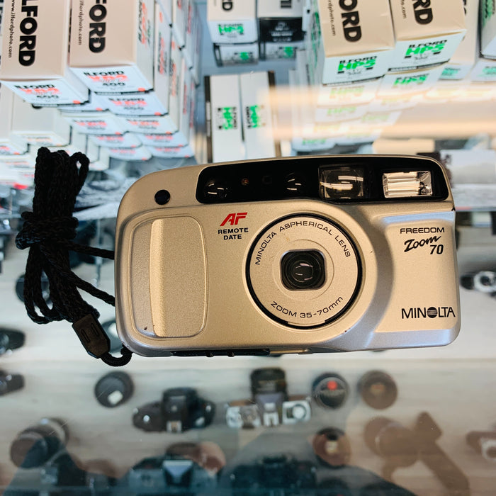 Minolta Freedom Zoom 70 AF Remote 35mm Film Camera with Remote Controller and Case