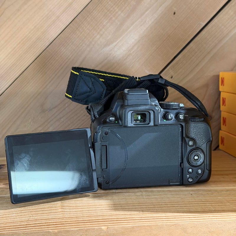 Nikon D5300 DSLR Camera w/ Tamron AF VC Di II 18-270mm f/3.5-6.3 Lens (2627182)
