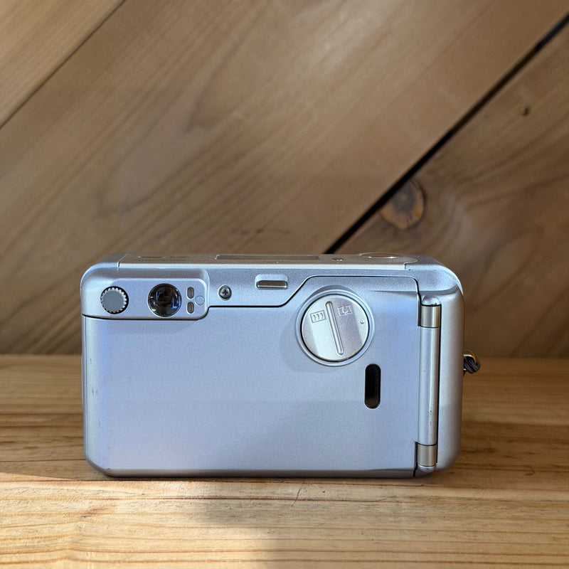 Canon Sure Shot 130u AF 35mm Point & Shoot Film Camera (7031923)