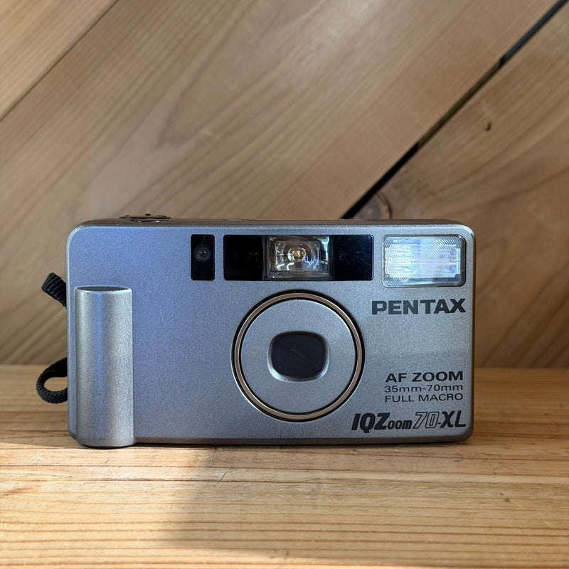 Pentax AF IQZoom 70-XL 35mm Point & Shoot Film Camera (6815606)