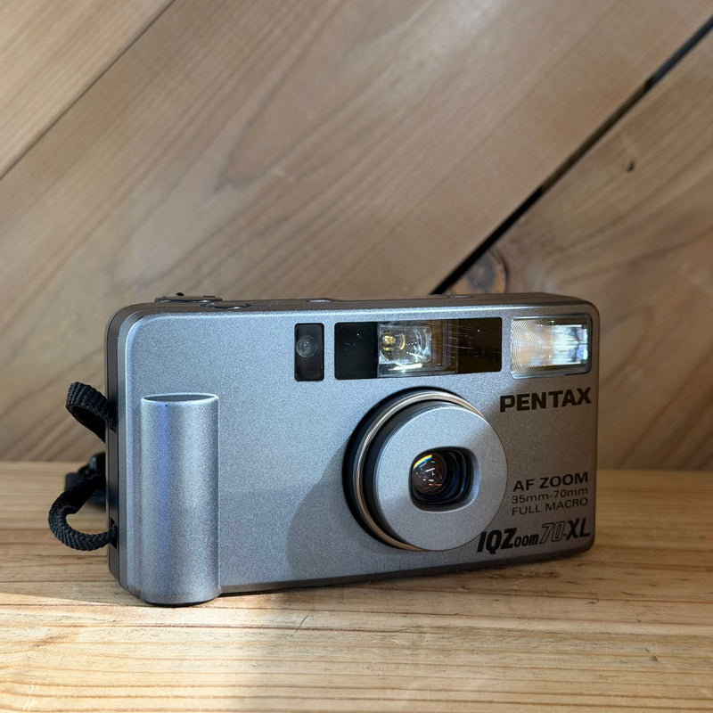 Pentax AF IQZoom 70-XL 35mm Point & Shoot Film Camera (6815606)