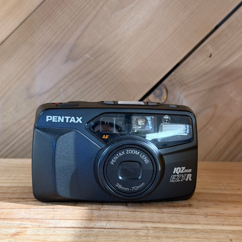 Pentax IQZoom EZY-R 35mm Point & Shoot Film Camera (2000458)