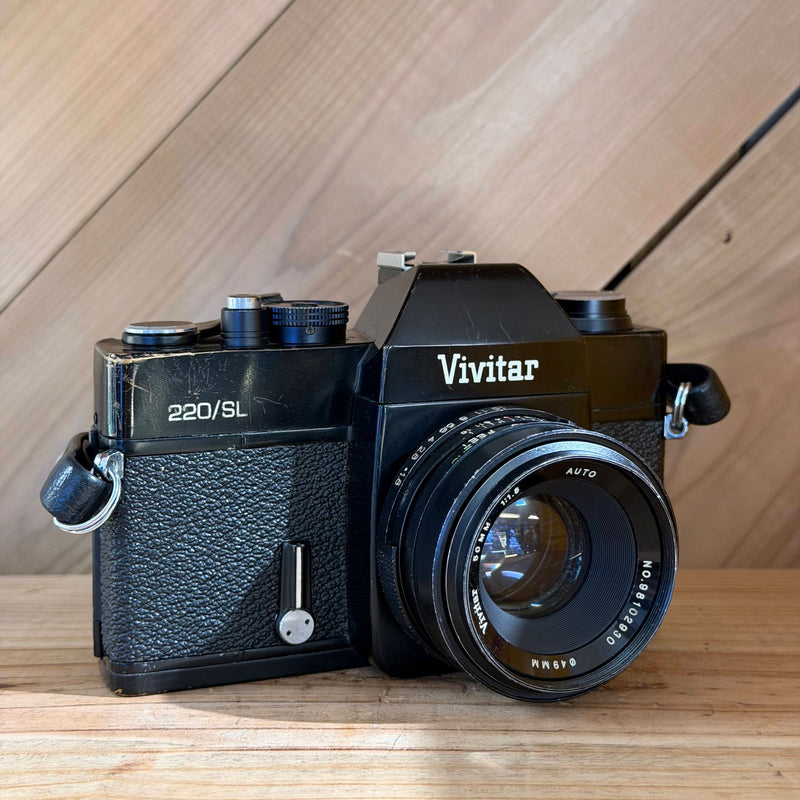 Vivitar 220/SL 35mm SLR Film Camera w/ Vivitar 50mm f/1.8 Lens (98301064)