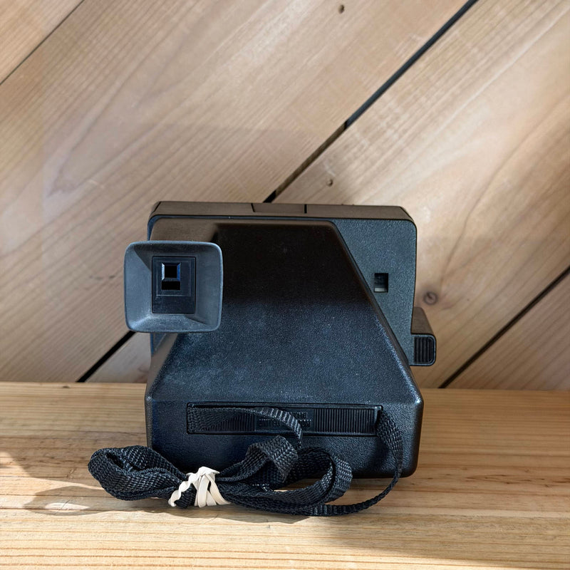 Polaroid OneStep Flash Instant Film Camera (Black) (LOX-5362-VH)