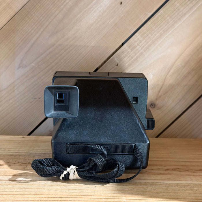Polaroid OneStep Flash Instant Film Camera (Black) (LOX-5362-VH)