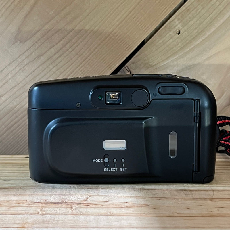 Yashica Elite Zoom Quartz Date Back 35mm Point & Shoot Camera (5251)
