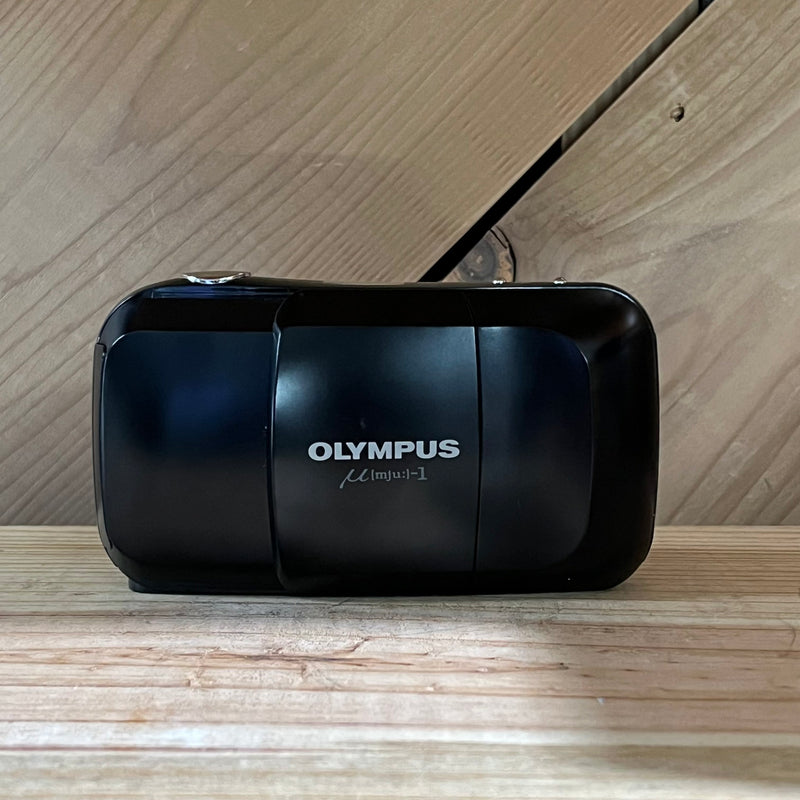 Olympus Mju I Black AF 35mm Point & Shoot Camera w/ Original Leather Case (6045318)