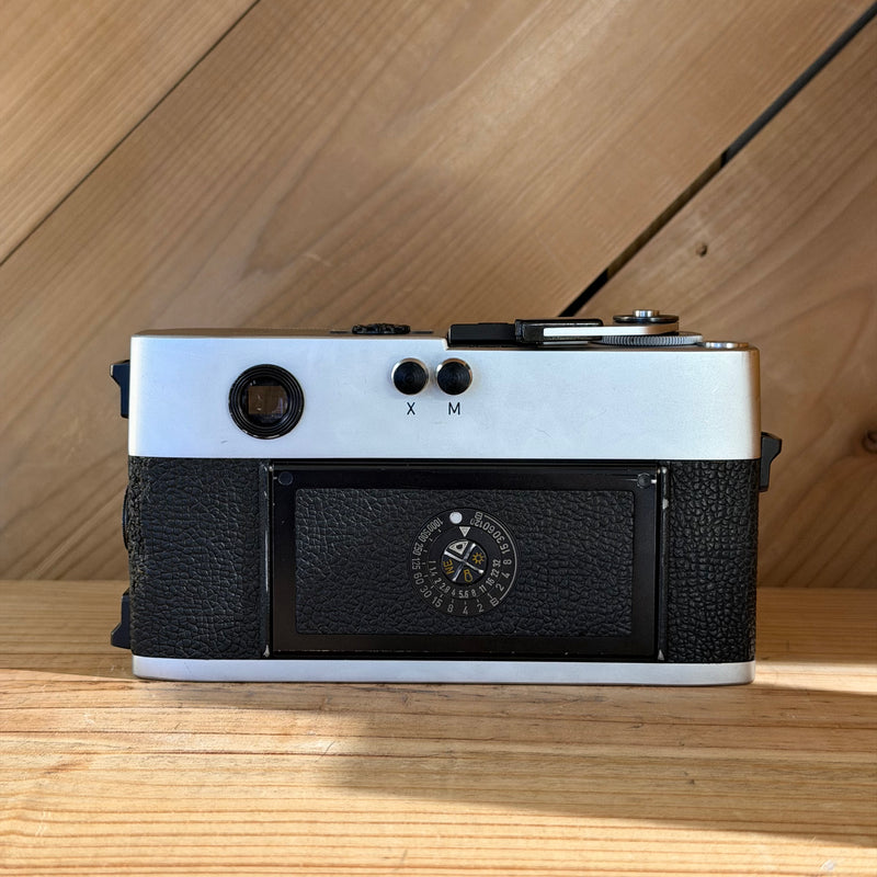 Leica M5 35mm Rangefinder Film Camera w/ Voigtländer 35mm f/1.4 & 40mm f/1.4 Lenses (1291993)