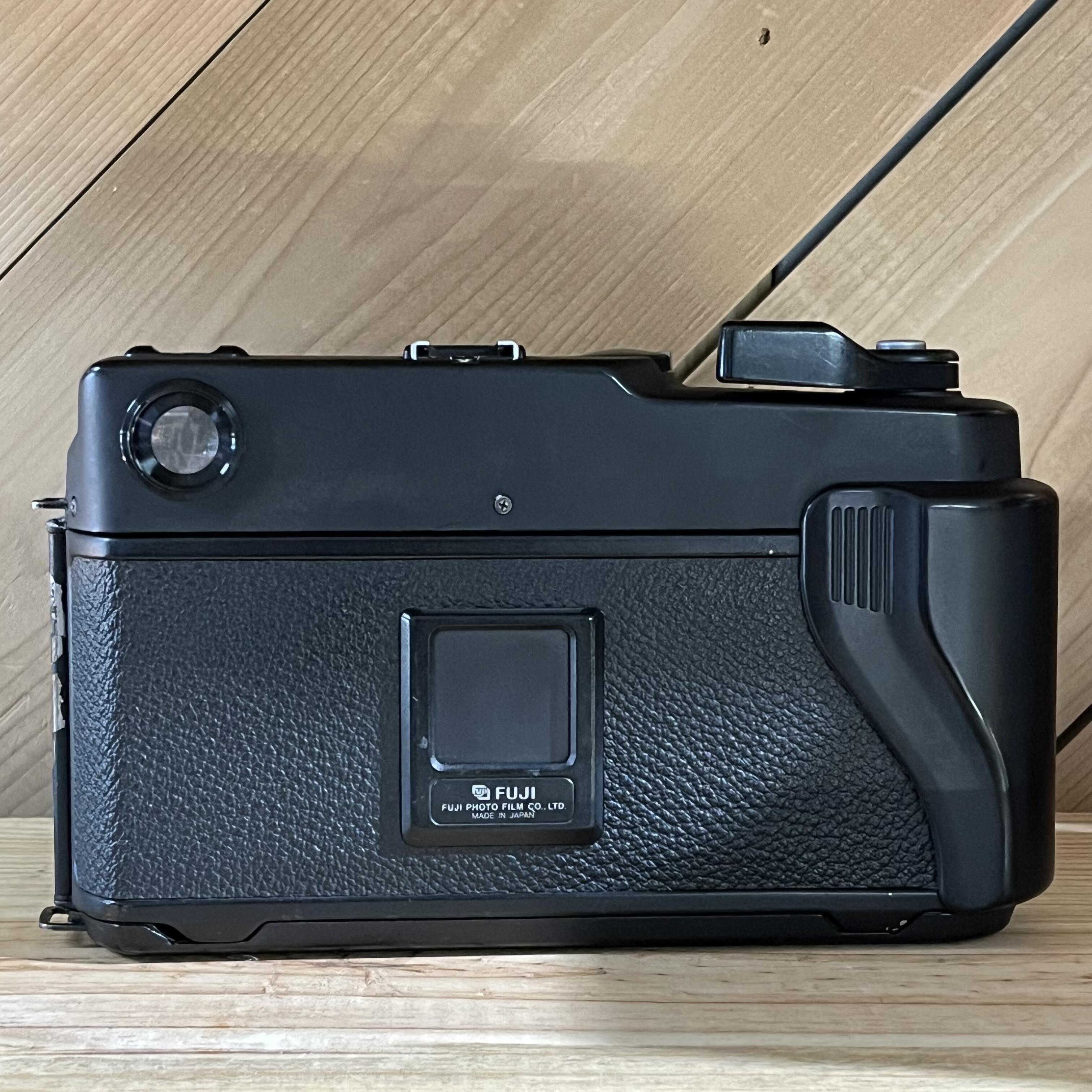 Fuji GW690 III Medium Format Rangefinder with EBC Fujinon 90mm f