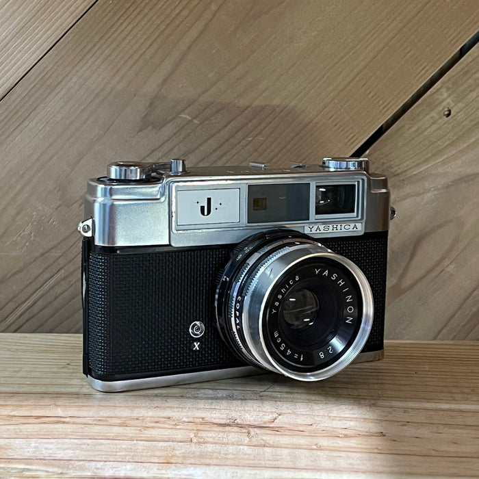 Yashica J 35mm Film Rangefinder Camera – Yashinon 2.8/4.5cm (J7033696)