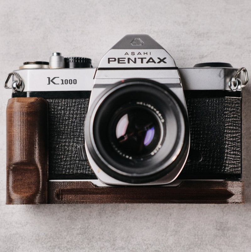 Grip for Pentax K1000 and Spotmatic with Arca Swiss mount | 3D Printed