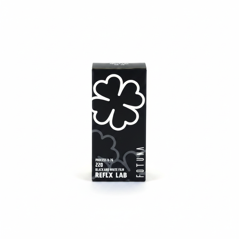 Single Fortuna SHD400-220 220 black-and-white film box on a white background