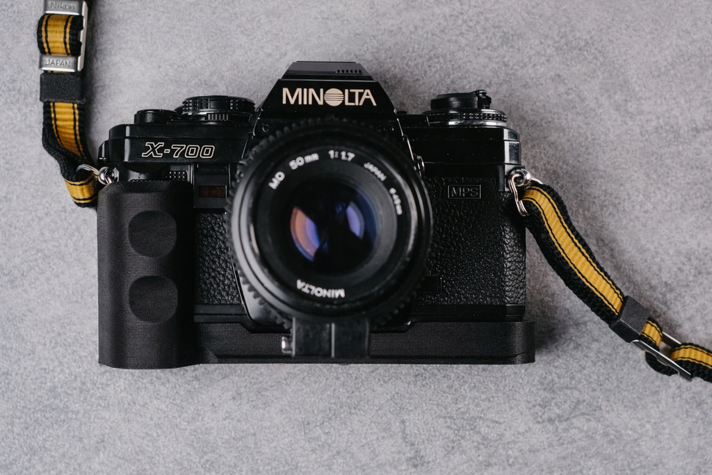 x700_black_grip_1024x1024.png?