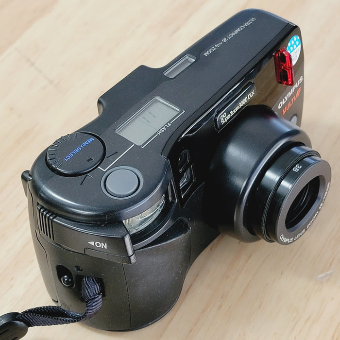 Olympus Infinity SuperZoom 3000 DLX with box & extras