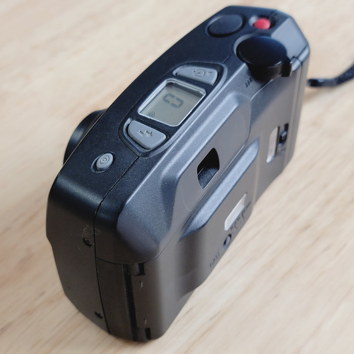 Pentax IQZoom EZY-R - 35mm Point & Shoot Camera