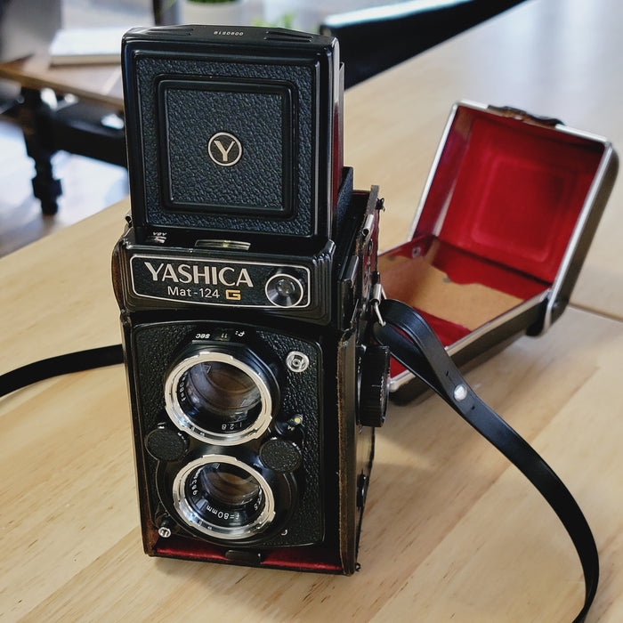 Yashica-Mat 124 G TLR Camera