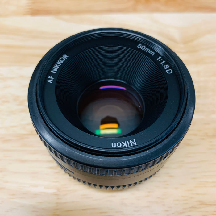 Nikon AF NIKKOR 50mm f/1.8 D Autofocus Lens {52}