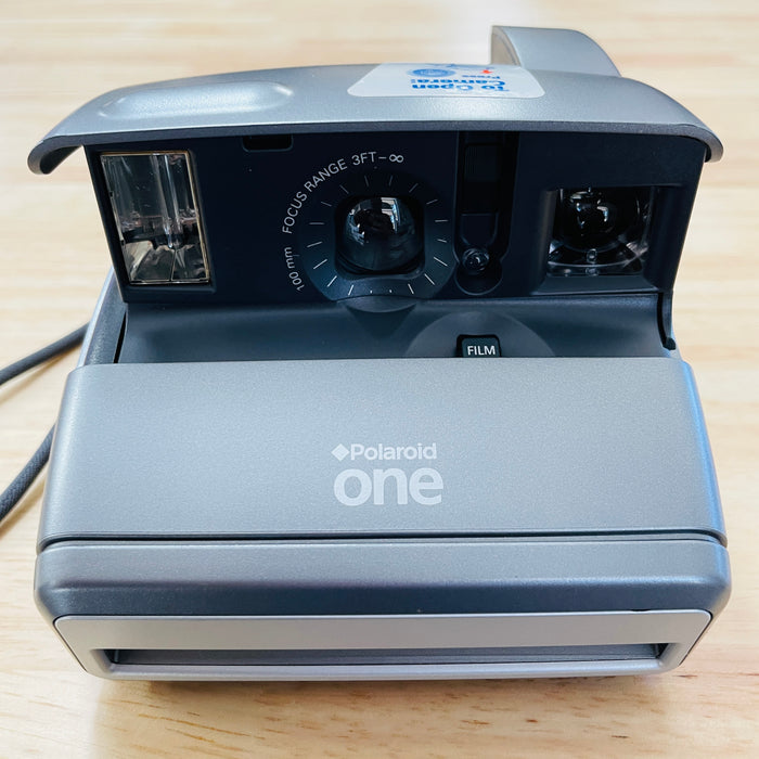 Polaroid One 600 Instant film camera with built in flash
