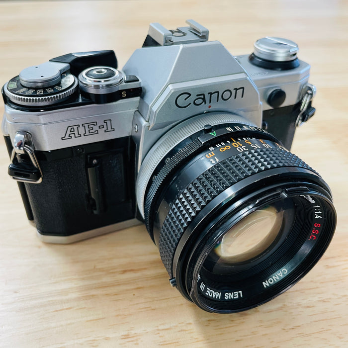 Canon AE-1 W/ 50mm 1.4 FD Lens S#1524117