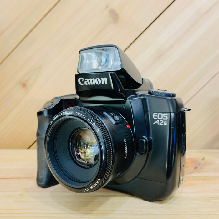 Canon EOS A2E with EF 50mm f/1.8 II AF