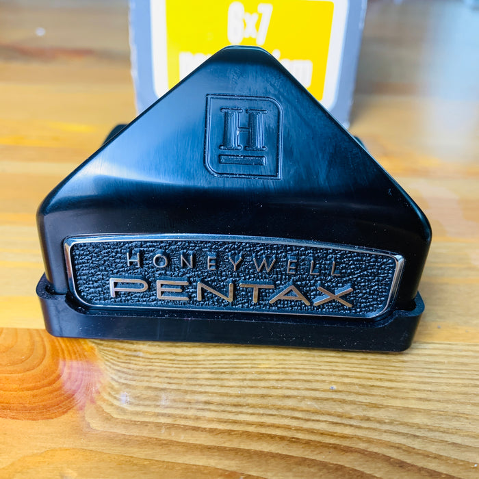 Honeywell Pentax 6x7 Prism Finder Not Metered - Hard Case