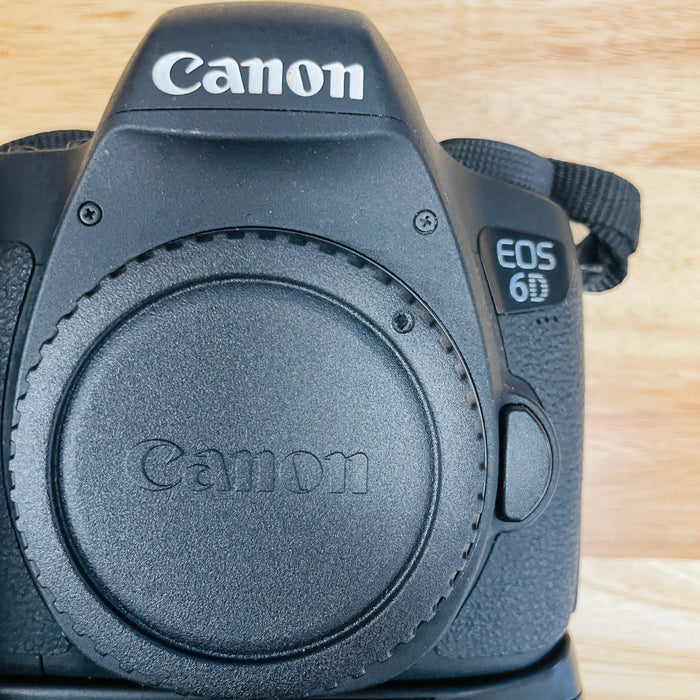 USED Canon EOS 6D DSLR Camera Body {20.2MP}