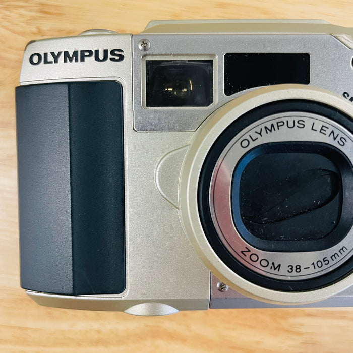 Olympus Superzoom 105 35mm Point and shoot