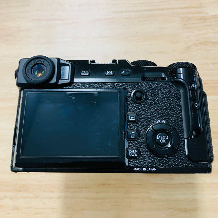 Fuji X-Pro 2 - Black Body w/ XF 35mm F/1.4 R (14,000 Shutter Clicks)